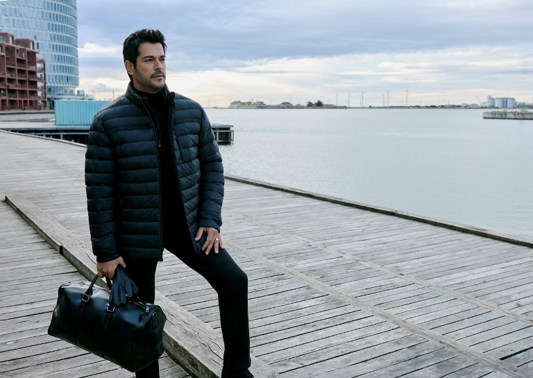  Burak Özçivit, Altnyldz Classics Sonbahar/K 25-26 Koleksiyon Çekimleri için Kopenhag Sokaklarndayd! 